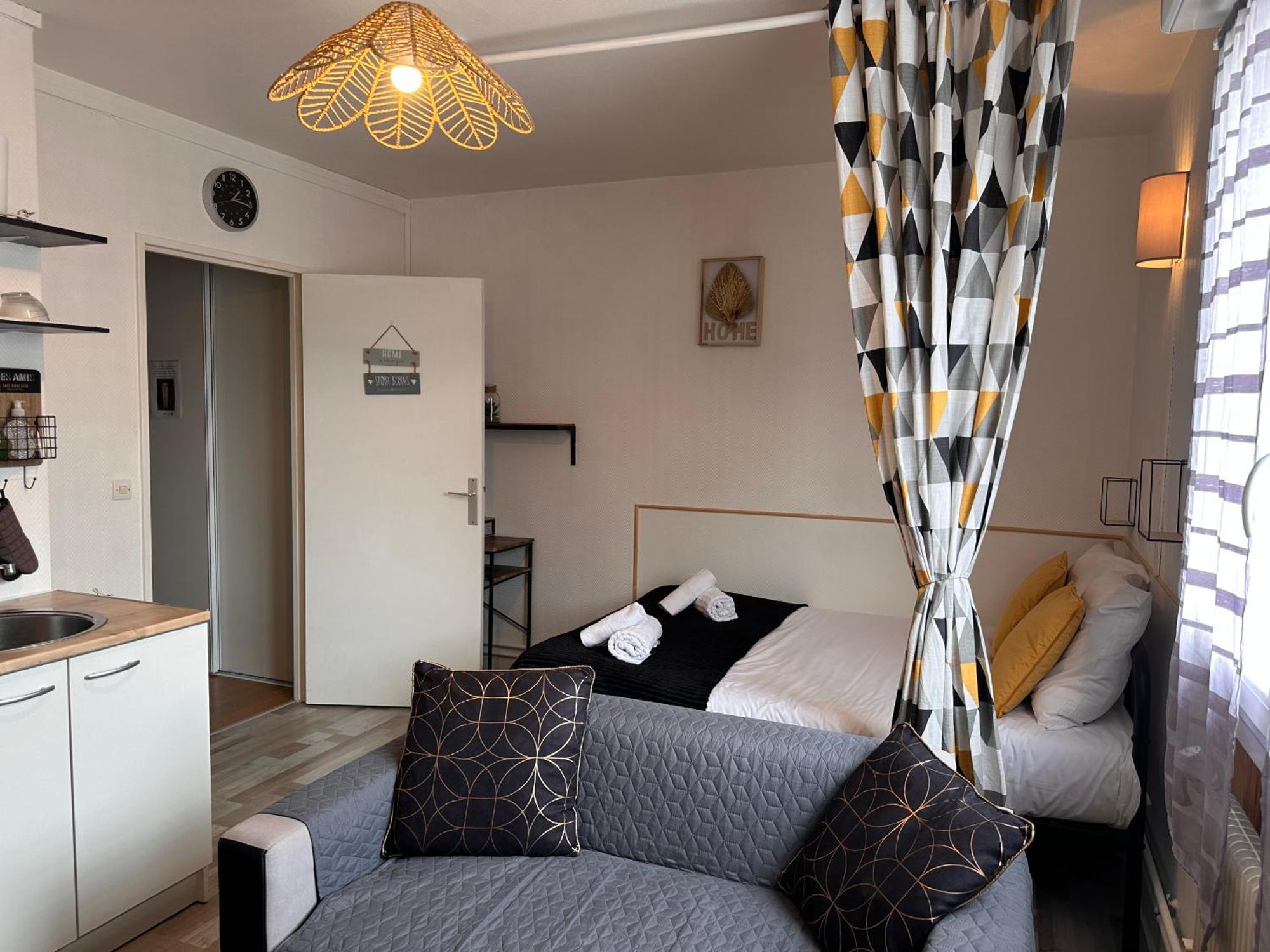 Orleans Centre Proche Gare - Appartement Fonctionnel Residence Calme Parking Prive Gratuit - Le Central Elegance エクステリア 写真